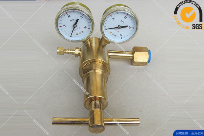 全铜高压减压器40-40MPa.jpg